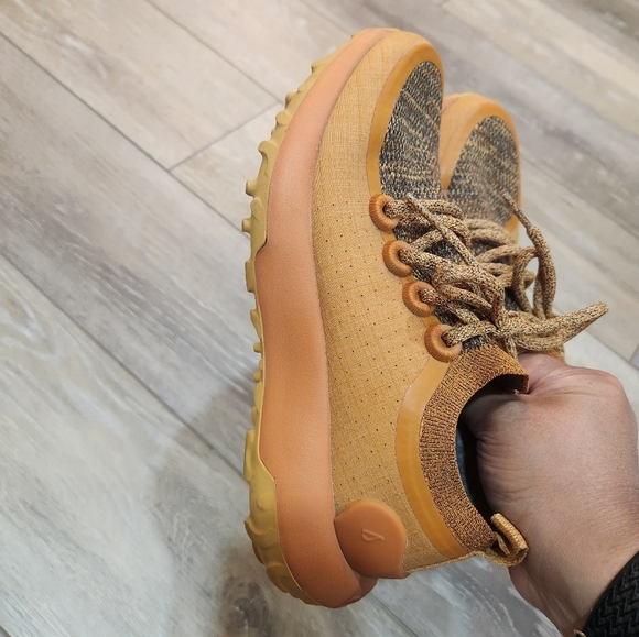 Allbirds Orange Trail Runner Hiking Athletic Womans Shoes Size 5.5 - Picture 8 of 10